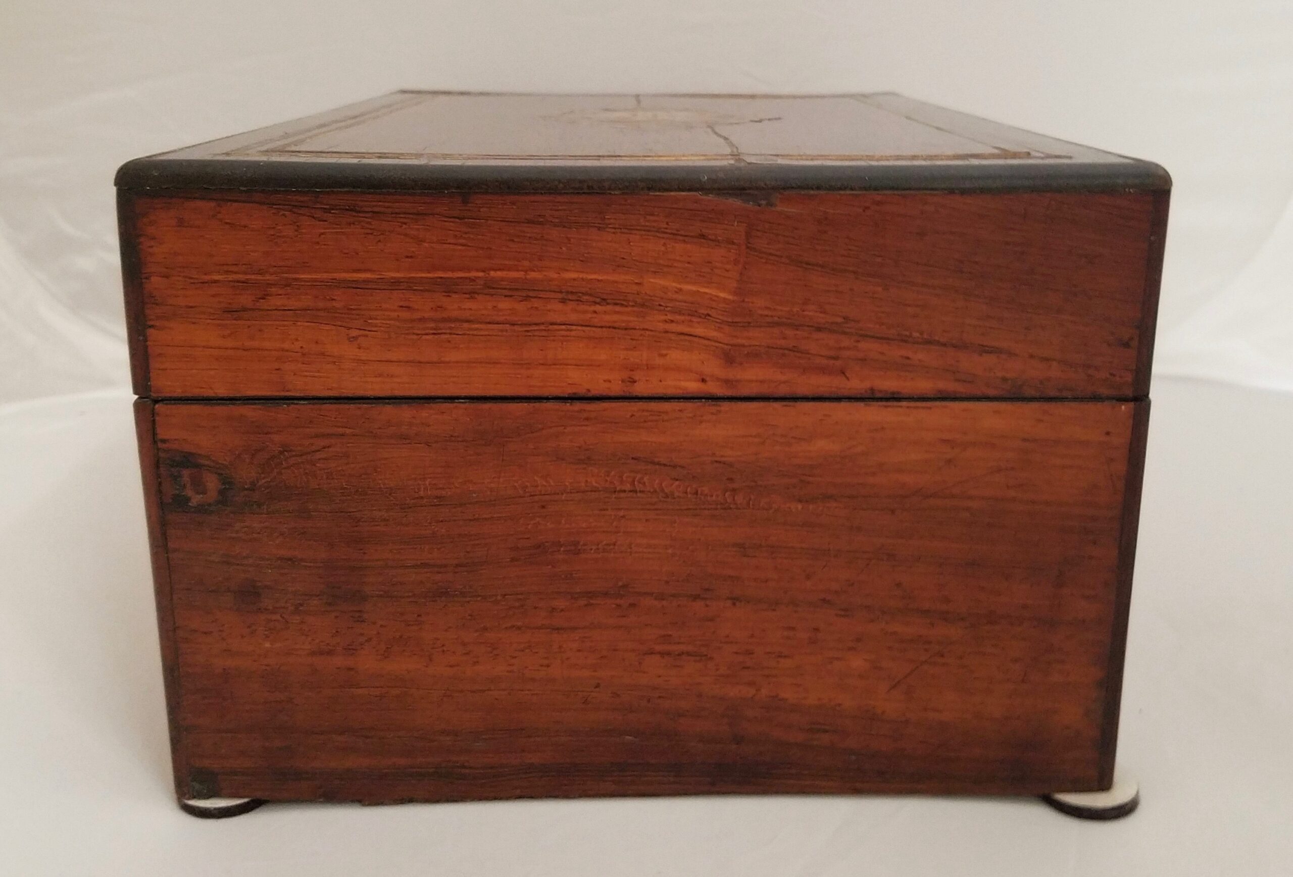 Circa 1859 English Edwardian Rosewood Toiletry Box - Image 7