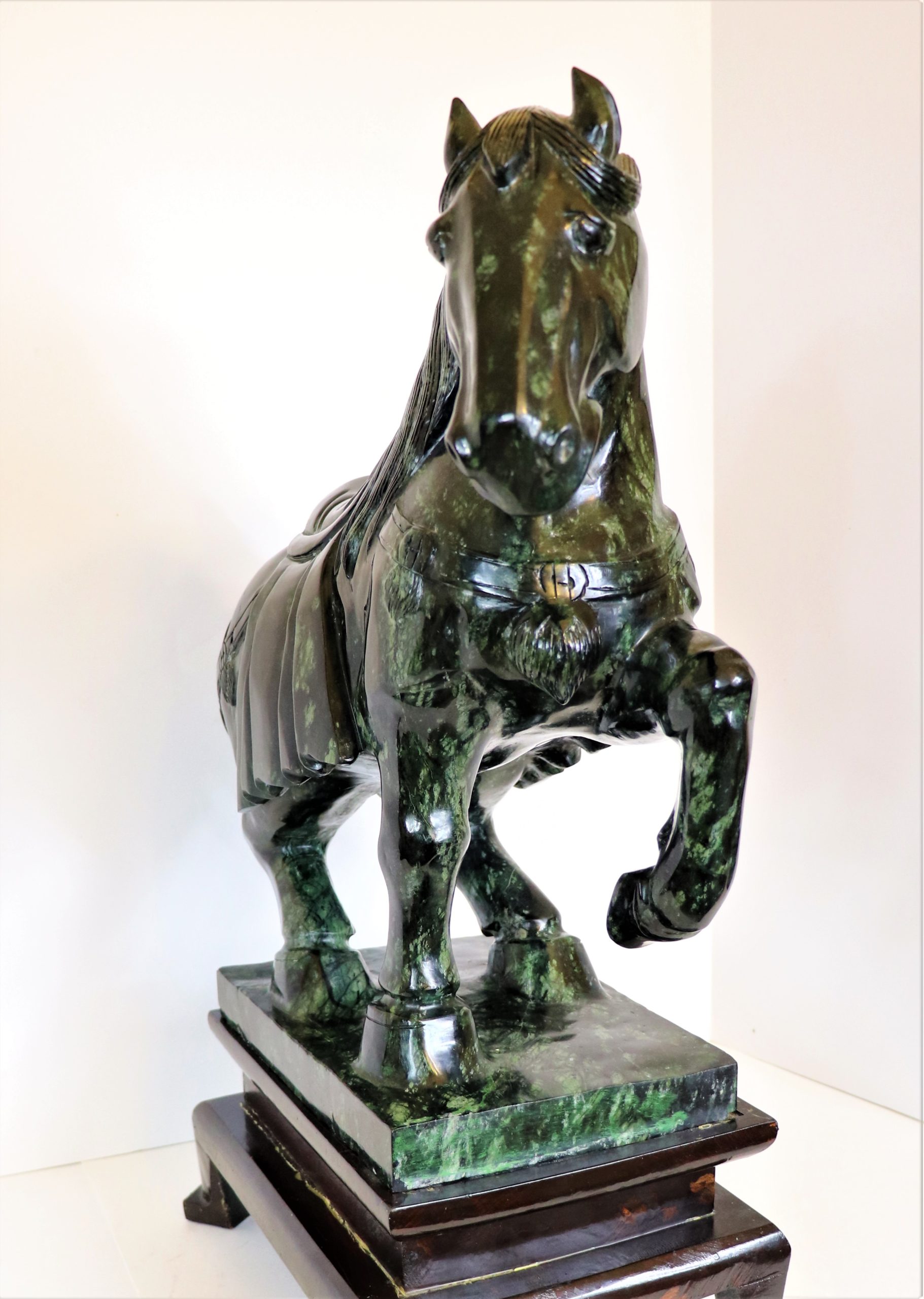 Large Mid-Century Chinese Spinach Jade Horse Sculpture - Image 5