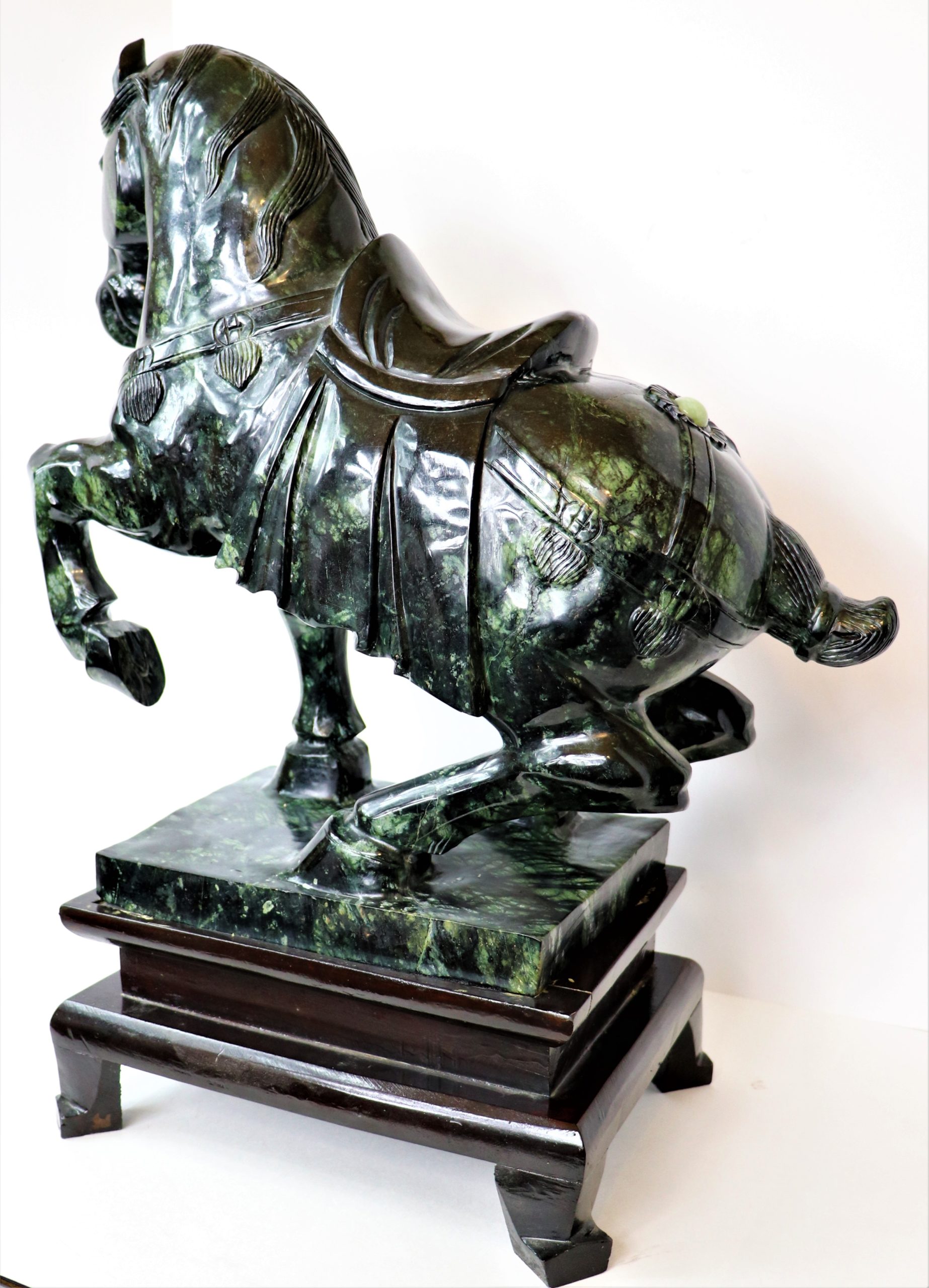 Large Mid-Century Chinese Spinach Jade Horse Sculpture - Image 4