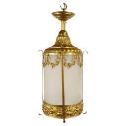Early 20th Century French Louis XVI Style Gilt Brass Lantern with Cylinder Frosted Glass and Chased Repoussé Details