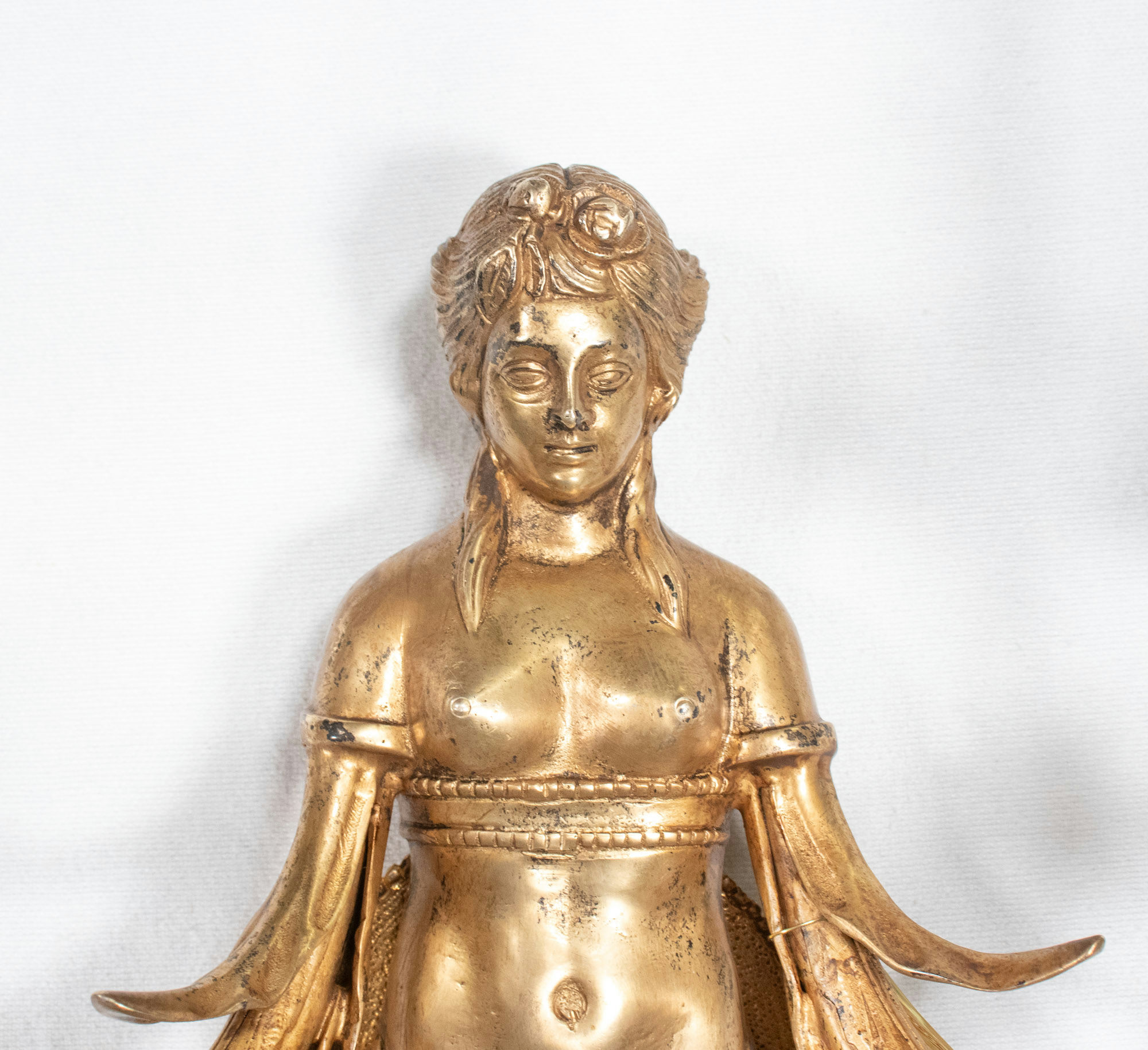 Large Pair of 19th Century French Empire Style Gilt Bronze Sconces Featuring Caryatids of Acantha - Image 15