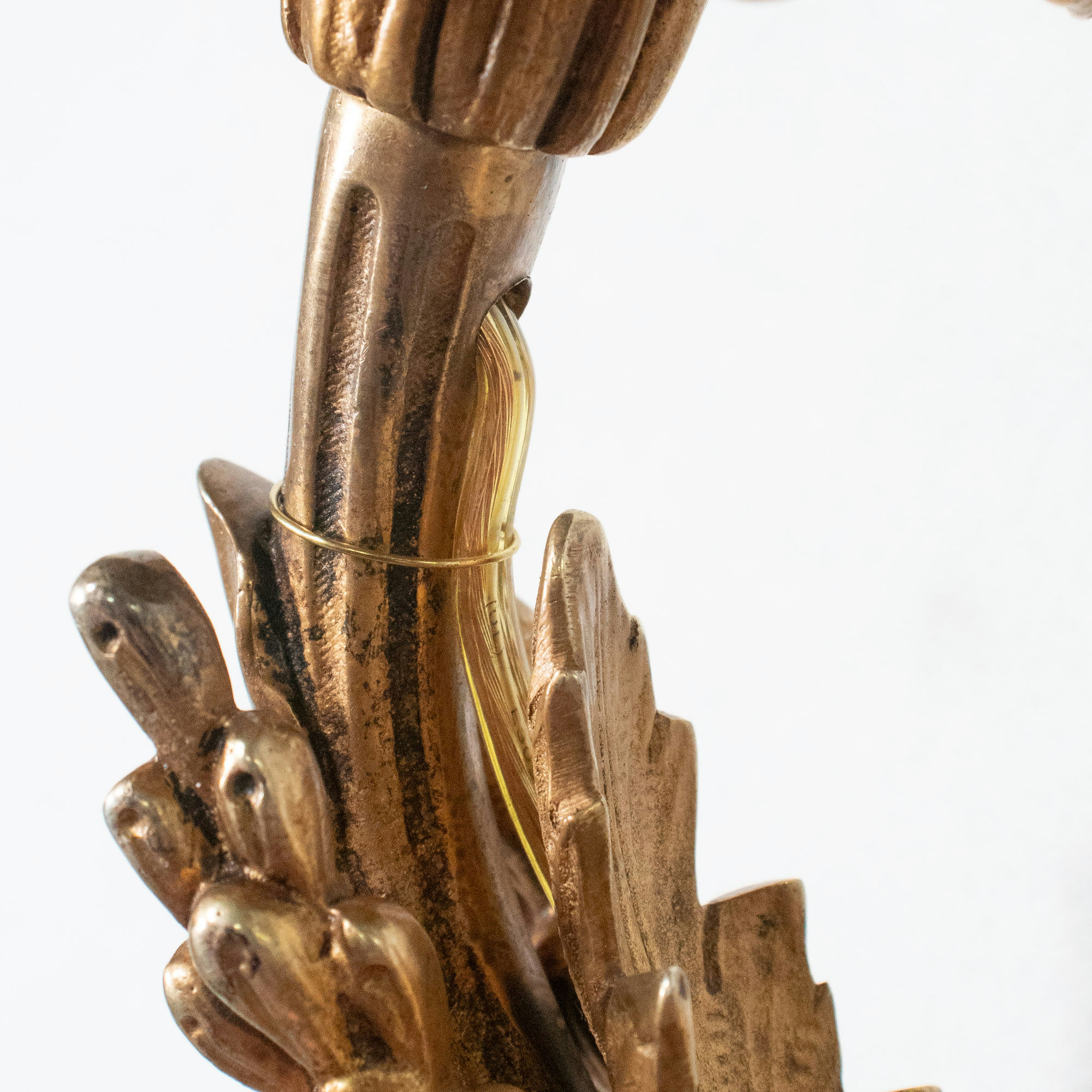Large Pair of 19th Century French Empire Style Gilt Bronze Sconces Featuring Caryatids of Acantha - Image 12
