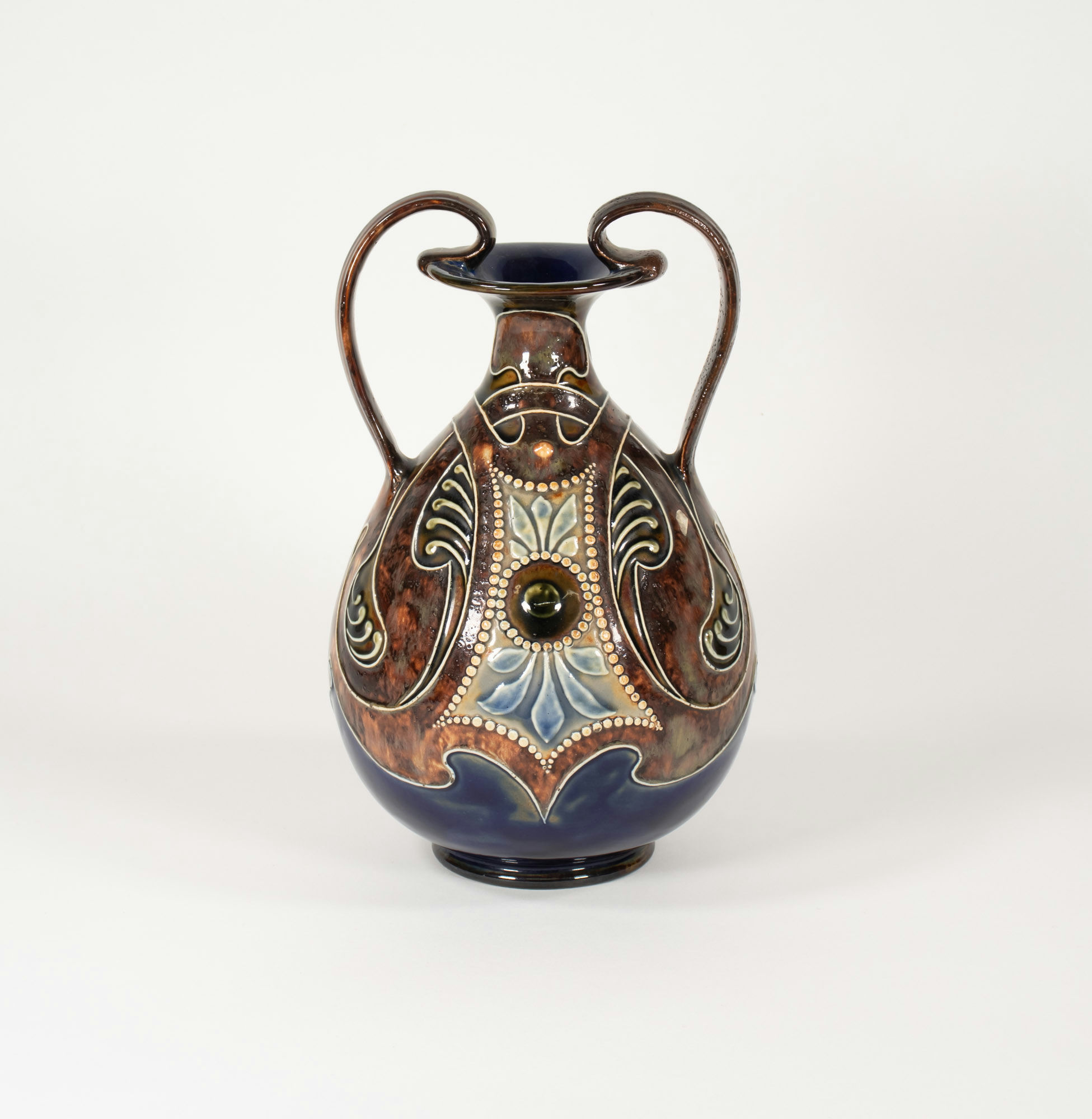 Early 20th Century English Royal Doulton Arts and Crafts Lambeth Stoneware Amphora Vase by Frank A Butler - Image 15