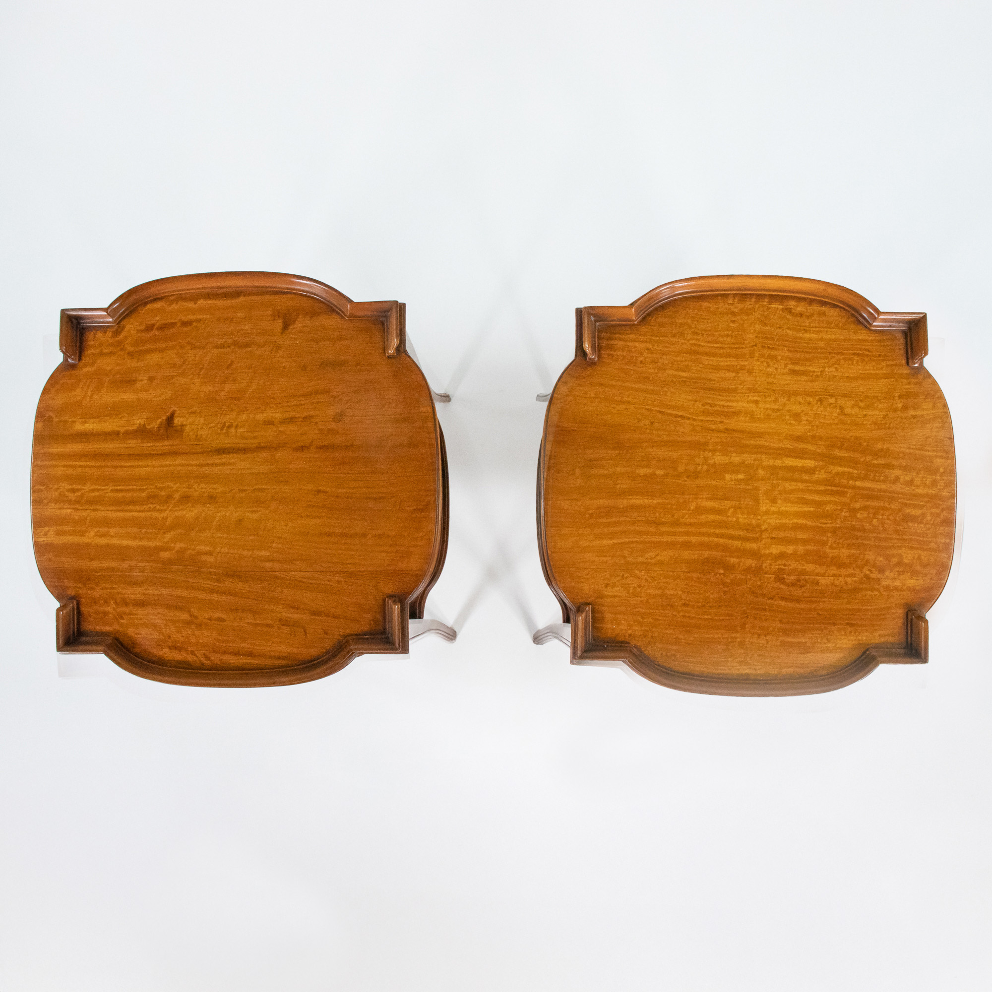 Pair of Mid-Century Italian Satinwood Veneered End Tables - Image 5