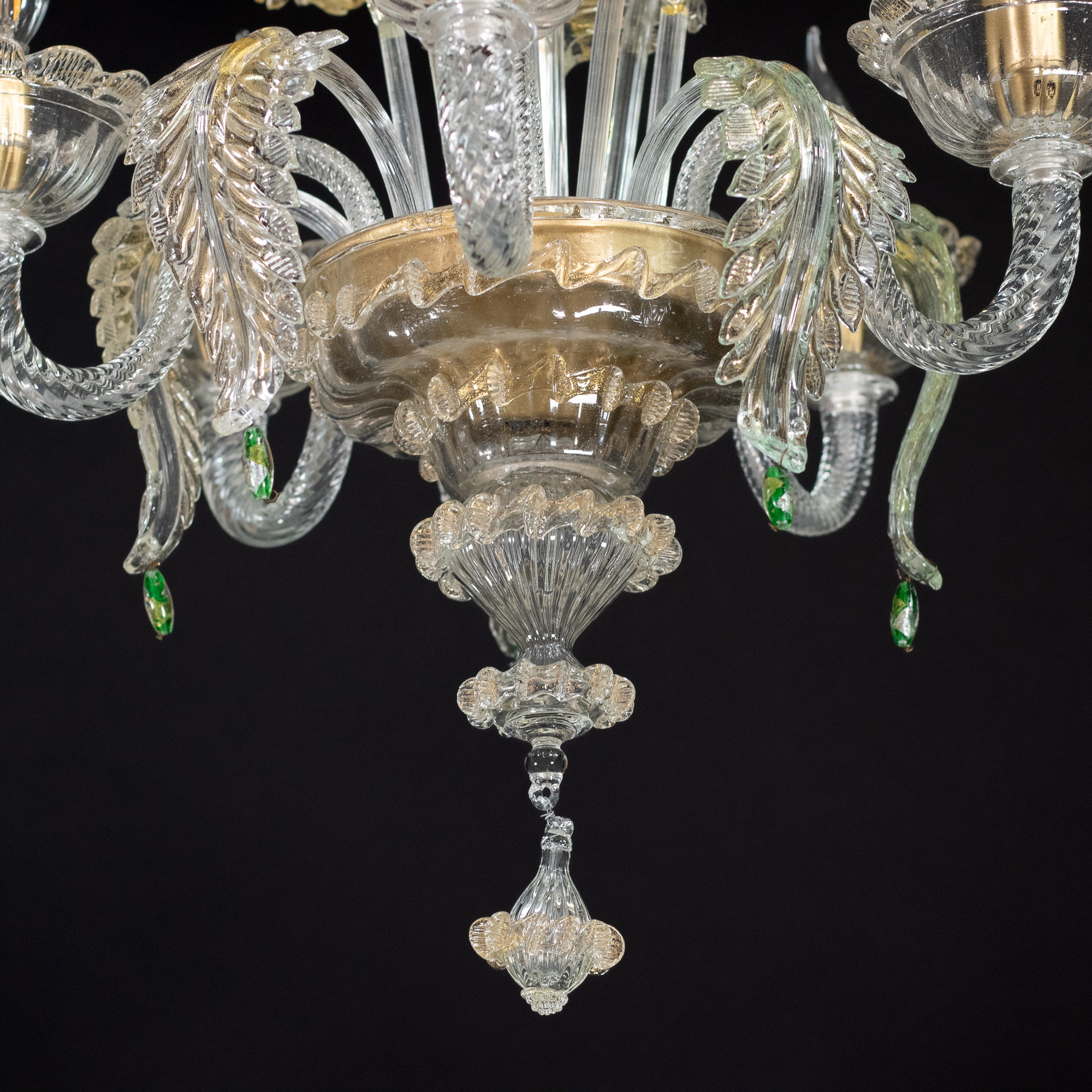 Vintage Ca’ Rezzonico Style Gold‑Infused Murano Chandelier in the Manner of Giuseppe Briati - Image 9